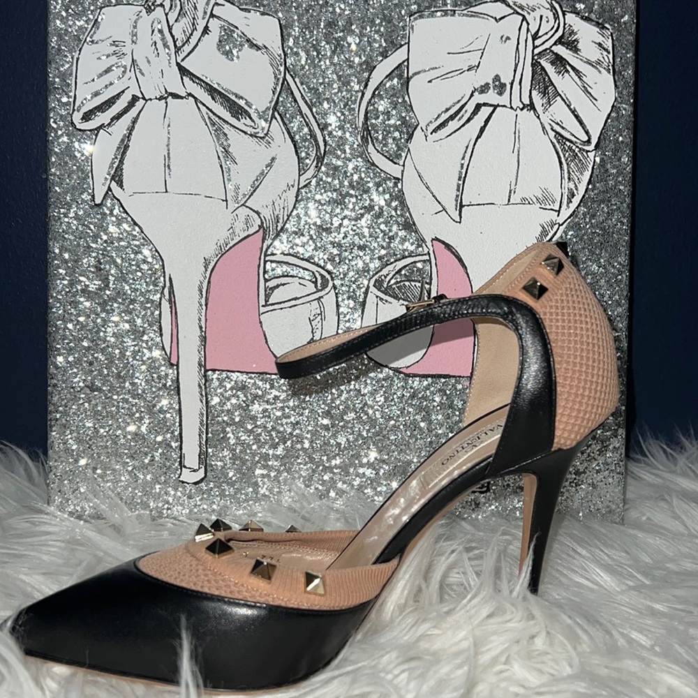 ❤️❤️VALENTINO Rockstud Sock Ankle Strap Pump Heel Nude Black❤️❤️ - Picture 2 of 6